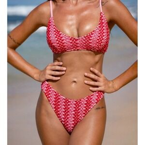 Berlook Crochet Striped Bikini Red/Pink MEDIUM top + SMALL bottoms NWT